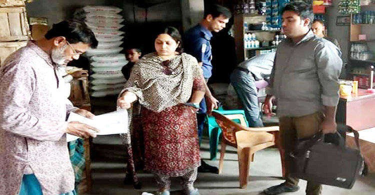 পলাশে ভ্রাম্যমান আদালতের অভিযান, ৪৫ হাজার টাকা জরিমানা